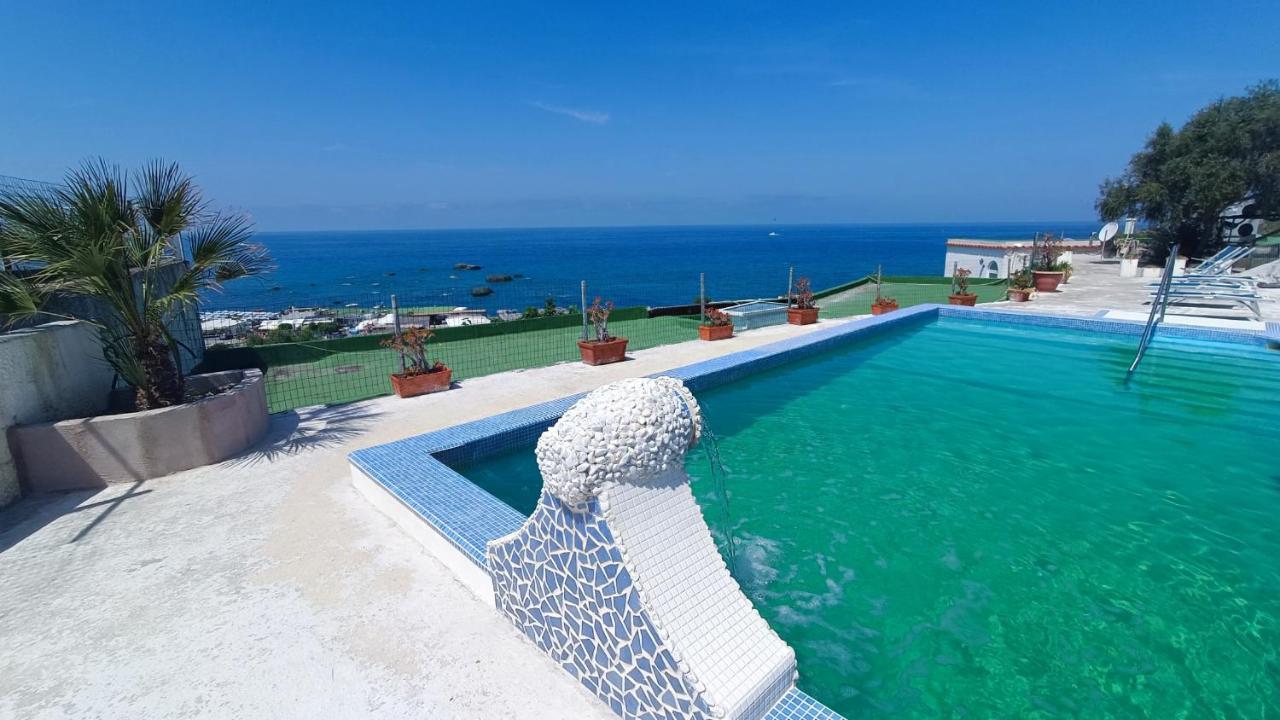 La Dea Del Mare Apartment Forio di Ischia Екстериор снимка